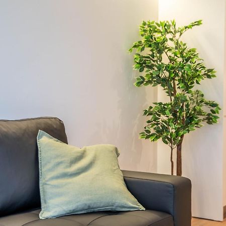 Trindade Bliss: 1Br W/ Free Parking By Lovelystay OOporto Esterno foto