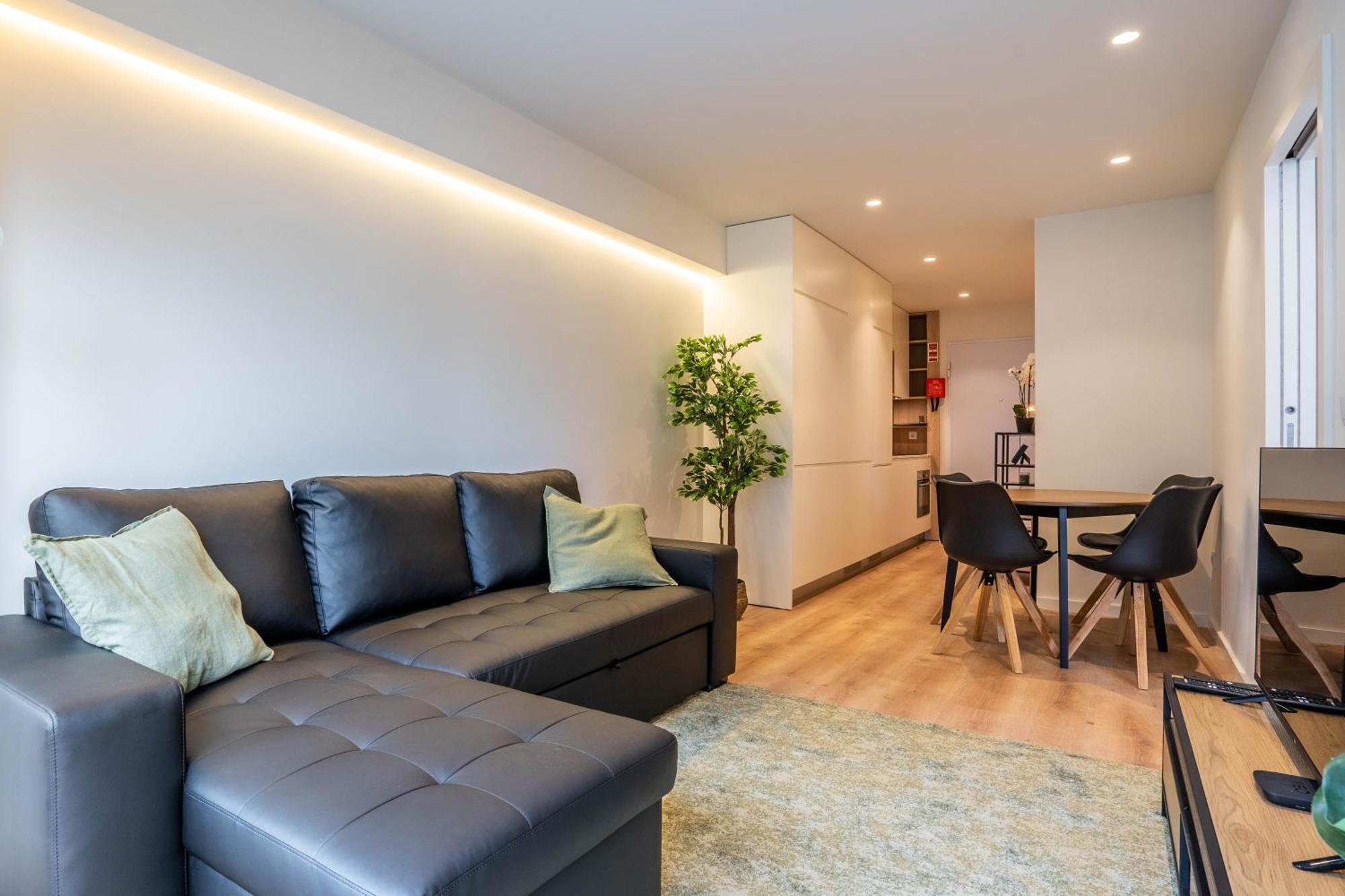 Trindade Bliss: 1Br W/ Free Parking By Lovelystay OOporto Esterno foto