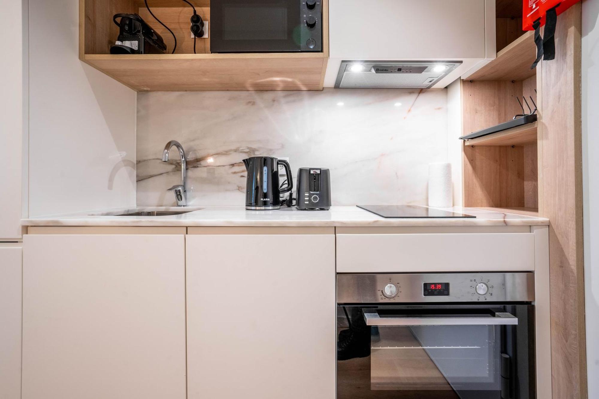 Trindade Bliss: 1Br W/ Free Parking By Lovelystay OOporto Esterno foto