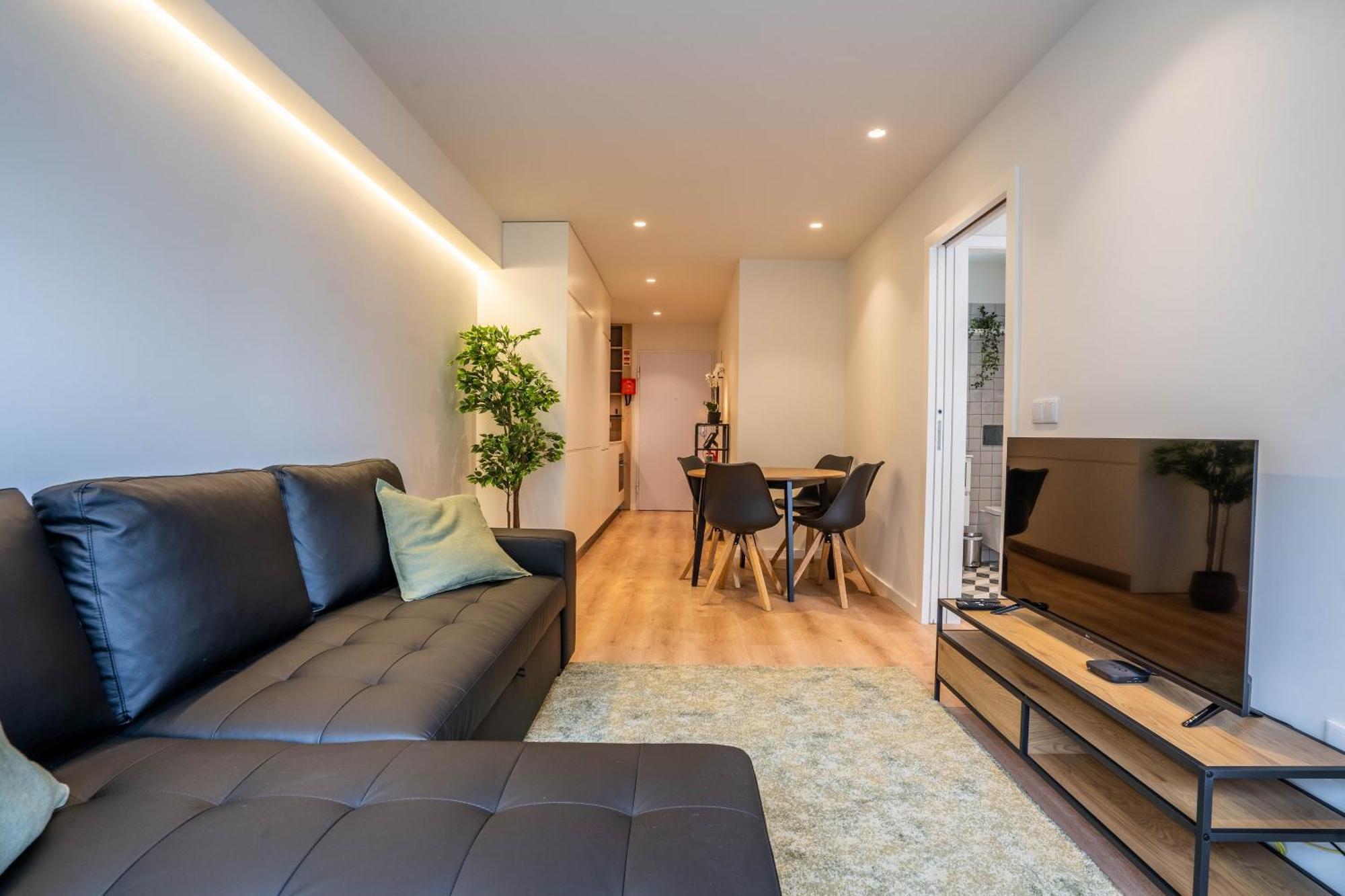 Trindade Bliss: 1Br W/ Free Parking By Lovelystay OOporto Esterno foto