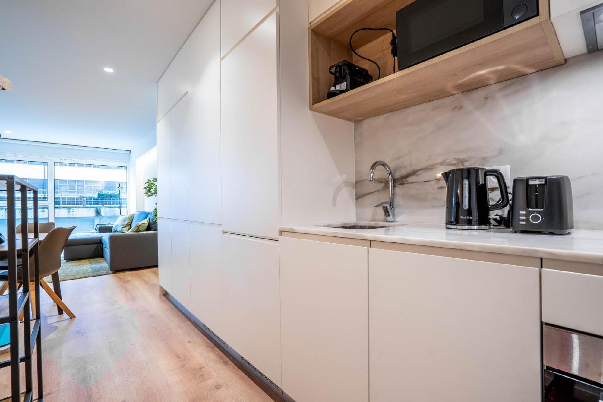 Trindade Bliss: 1Br W/ Free Parking By Lovelystay OOporto Esterno foto